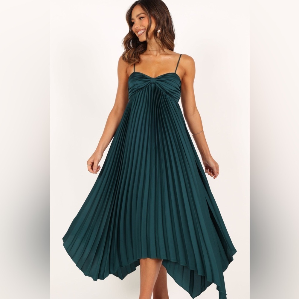 PETAL & PUP VIKKI DRESS - EMERALD B211 - Picture 3 of 8